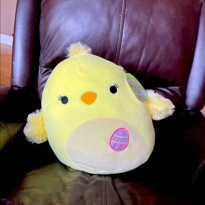 Aimee the chick 13 inch Easter squishmallow.